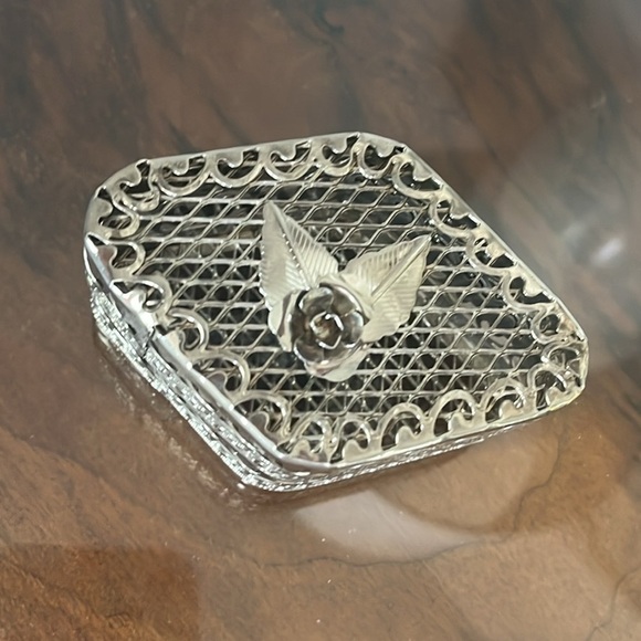 Vintage Filigree Silver Trinket Cloche Box Jewelry - Picture 4 of 5